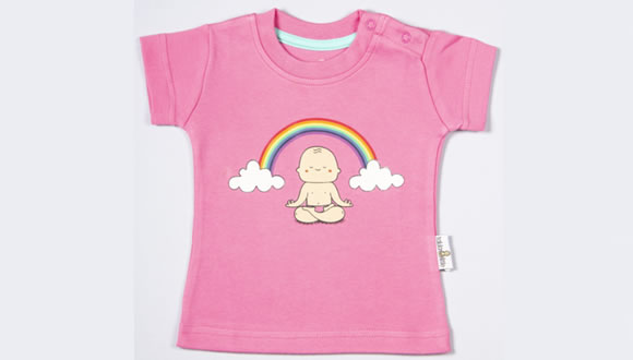 T-Shirt With Rainbow Lotus Print